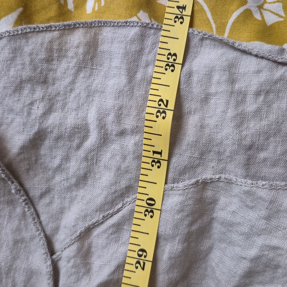 Linen Button-Down Dress - Picture 4 of 4